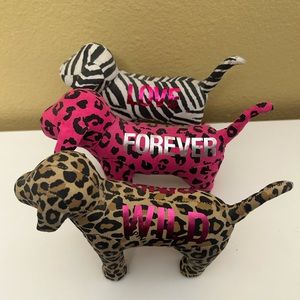 VS PINK Dog plush animal print set